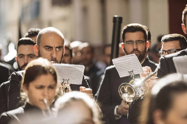 Ultimate Guide: Ensuring Optimal Performance of the Electric Charging System in UK Plug-In Hybrid Vehicles